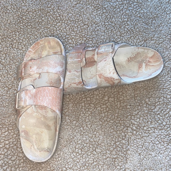 Hand-made Spray Paint Coated Sandals, SIZE: 9 - Picture 3 of 4